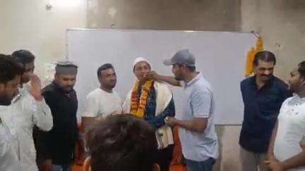 बाबई: नगर के इतिहास में डायरेक्टर की मानक उपाधि से सम्मानित होने वाले पहले मुस्लिम नागरिक बने अमजद खान