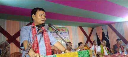 বাক্সা: বাতাবাৰীত ৫ সংখ্যক ৰংজালী বৈসাগু উদযাপনত বিটিআৰ পৰিষদৰ অধ্যক্ষ কাতিৰাম বড়োৰ অংশগ্রহণ