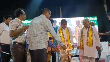 গড়বেতা ৩: চন্দ্রকোনারোড অডিটোরিয়াম হলে ডিস্ট্রিক্ট ট্রাক অপারেটর ওয়েলফেয়ার অ্যাসোসিয়েশনের বার্ষিক সাধারণ সভায় উপস্থিত মন্ত্রী
