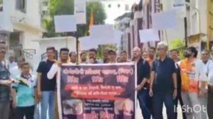 पालघर: पहलगाम दहशतवादी हल्ल्याच्या निषेधार्थ विरार-मनवेलपाडा येथे आंदोलन