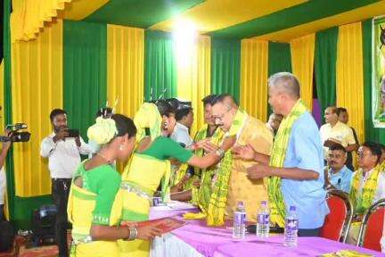 বাক্সা: চৌৰাগুৰীত বিষুৱা উৎসৱত বিধায়ক ফণীধৰ তালুকদাৰৰ অংশগ্রহণ