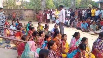 ঘাটাল: মাস্টারপ্ল্যান চান ঠিকই, তবে নিঃস্ব হয়ে নয়, ঘাটালের বিক্ষোভ স্থানীয়দের, এলাকা ছাড়ল আধিকারিকরা #jansamasya