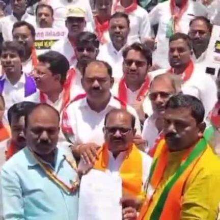 ಕಲಬುರಗಿ: ಭಾರತದಲ್ಲಿನ ಪಾಕ್ ಪ್ರಜೆಗಳನ್ನ ಹೊರಹಾಕುವಂತೆ ಆಗ್ರಹಿಸಿ ನಗರದಲ್ಲಿ ಬಿಜೆಪಿ ಪ್ರತಿಭಟನೆ