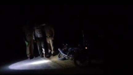 तिलहर: निगोही पुलिस की तालगांव के रास्ते पर दुष्कर्म के आरोपी के साथ हुई मुठभेड़, आरोपी को पैर में लगी गोली