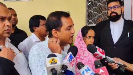 কলকাতা: সোমবার কলকাতা হাইকোর্টের দ্বারস্থ হলেন বিজেপি নেতা সজল ঘোষ