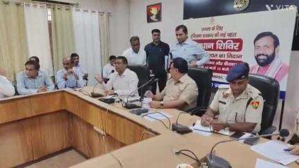 जींद: जींद लघु सचिवालय में डिप्टी स्पीकर डॉ. कृष्ण मिड्ढा ने अधिकारियों को सभी विकास कार्य समय पर पूरा करने के निर्देश दिए