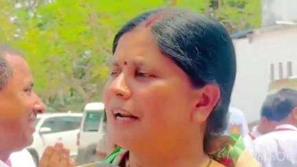 नरहट: नरहट में पहलगाम आतंकी हमले पर कांग्रेस विधायक नीतू सिंह का बयान, बोलीं- आतंकवाद पर राजनीति नहीं, सरकार के साथ खड़े
