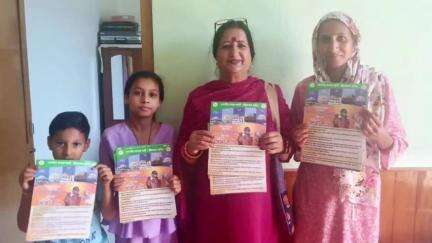 दाड़लाघाट: अर्की में डॉ. भीमराव अंबेडकर महासम्मान महासंपर्क अभियान के तहत आशा परिहार ने किया जनसंपर्क