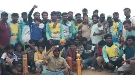గంగాధర నెల్లూరు: సమ్మర్ క్రికెట్ టోర్నమెంట్ ఫైనల్ విజేతగా పెద్దతయ్యూరు టీం