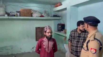 भिनगा: भरथा रोशनगढ़ के हकीम पुरवा में अवैध मदरसे में जांच में मिलीं आपत्तिजनक वस्तुएं, मदरसा सील, जांच जारी
