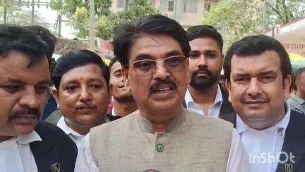 गोपालगंज: बार काउंसिलिंग ऑफ इंडिया के अध्यक्ष मनन मिश्रा ने कोर्ट में अधिवक्ताओं से मुलाकात की, बैठने और शौचालय की कमी पर चिंता जताई