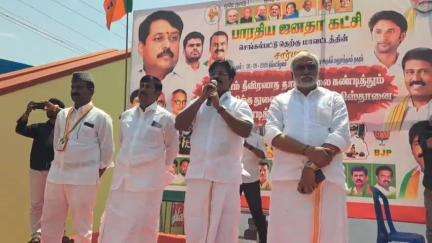 மதுராந்தகம்: நகரப் பகுதியில் காஷ்மீரில் பஹால்காம்  பகுதியில் நடைபெற்ற தீவிரவாத தாக்குதலை கண்டித்து பாஜக ஆர்ப்பாட்டம்