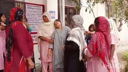धौलाना: राष्ट्रीय राजमार्ग 9 स्थित सरस्वती अस्पताल के सामने सड़क पार कर रही महिला की वाहन की चपेट में आने से हुई मौत
