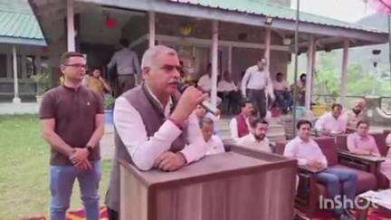 ज्वालामुखी: ज्वालामुखी विधायक संजय रतन ने लोक निर्माण विभाग विश्रामगृह में 178 लाभार्थियों को ₹19 लाख के चेक वितरित किए