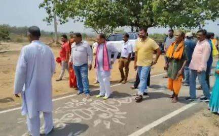 ତଲସରା: ମଶାବିରା ସ୍ଥିତ ମା ଶିଖର ବାସୀନି ମନ୍ଦିର ଉନ୍ନତିକରଣ ପ୍ରକଳ୍ପର ଶିଳାନ୍ୟାସ କଲେ ଉପ ବାଚସ୍ପତି