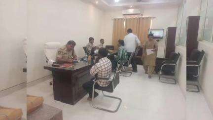 కర్నూలు: జిల్లా ఎస్పీ కార్యాలయానికి 111 ఫిర్యాదులు వచ్చాయి: కర్నూల్ అడిషనల్ ఎస్పీ హుస్సేన్ పీరా
