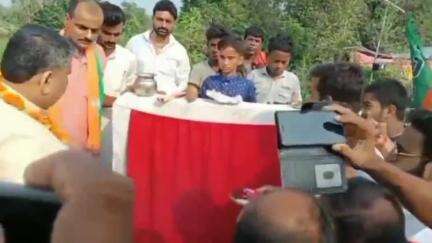 औराई: विधानसभा क्षेत्र में विधायक राम सूरत राय ने दो जगहों पर पुल का किया शिलान्यास