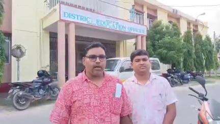 অমরপুর: কাঁকড়াবনে TET-2 পরীক্ষাকে কেন্দ্র করে DYFI উদয়পুর বিভাগীয় কমিটির উদ্যোগে খেলা শিক্ষা আধিকারিকের নিকট ডেপুটেশন প্রদান