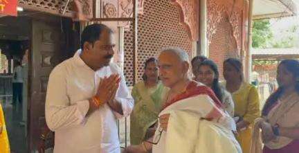 ಕಲಬುರಗಿ: ದೇವಲಗಾಣಗಾಪುರದಲ್ಲಿನ ದತ್ತಾತ್ರೇಯ ದೇವರ ದರ್ಶನ ಪಡೆದ ಶಾಸಕ ಮತ್ತಿಮುಡ್