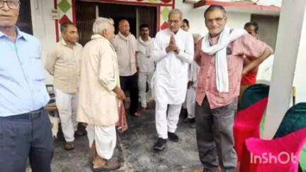 रायपुर कर्चुलियान: ग्राम बक्क्षेरा में सरपंच लक्ष्मीकांत तिवारी के आवास पर आयोजित तिलकोत्सव में शामिल हुए रीवा सांसद जनार्दन मिश्रा