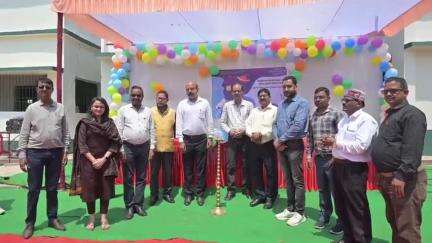 दारू: दारू आदर्श मध्य विद्यालय में मॉडल मेकरस्पेस लैब का किया गया उद्घाटन, बीडीओ और बीईईओ रहे मौजूद