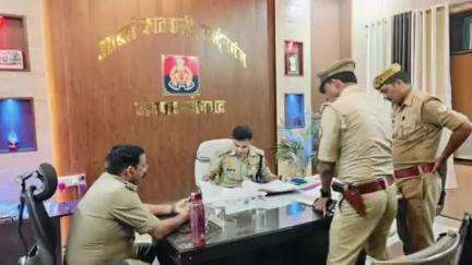 रॉबर्ट्सगंज: पुलिस अधीक्षक सोनभद्र ने थाना रॉबर्ट्सगंज का किया निरीक्षण, संबंधित को दिए आवश्यक दिशा-निर्देश