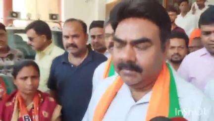 चांदवा: वक्फ कानून पर विवादित बयान के विरोध में लातेहार विस के MLA प्रकाश राम ने दी प्रतिक्रिया