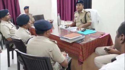 मदनपुर: सदर एसडीपीओ 2 ने मदनपुर में अनुमंडल स्तरीय मासिक अपराध समीक्षा बैठक का किया आयोजन