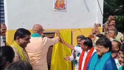 నిజామాబాద్ రూరల్: పాకిస్తానీ పౌరులను ఇండియా నుంచి పంపాలి: జక్రాన్ పల్లి పర్యటనలో ఎంపీ అరవింద్ వ్యాఖ్యలు