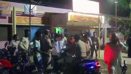 लहरपुर: लहरपुर-बिसवां मार्ग पर ग्राम दारानगर के निकट मार्ग दुर्घटना में 30 वर्षीय युवक की मौत, पुलिस ने शव पीएम के लिए भेजा
