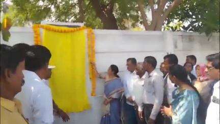 పాణ్యం: ఓర్వకల్ మండలం నన్నూరు గ్రామం లో రూ.10 లక్షల లో సీసీ రోడ్డుకు MLA చరిత రెడ్డి శంకుస్థాపన