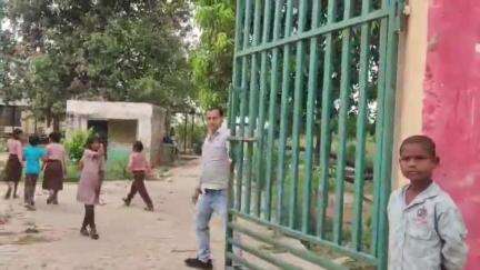 चकरनगर: पिपरीपुर घार स्थित प्राथमिक विद्यालय में निर्धारित समय से पहले छुट्टी, जांच टीम पहुंची