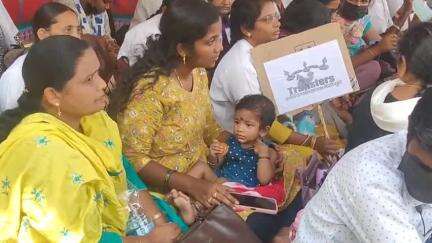 గుంటూరు: చంటి పిల్లలతో వచ్చి నిరవధిక సమ్మె, నిరసన ర్యాలీలో పాల్గొన్న ఏపీ మిడ్ లెవెల్ హెల్త్ ప్రొవైడర్ కమ్యూనిటీ హెల్త్ ఆఫీసర్