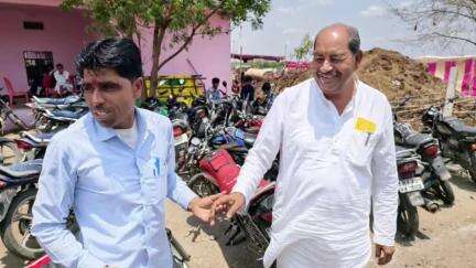 जीरापुर: माचलपुर के खेड़ी गौतमपुरा में वैवाहिक कार्यक्रम में शामिल हुए खिलचीपुर के पूर्व विधायक डॉ. राम प्रसाद दा