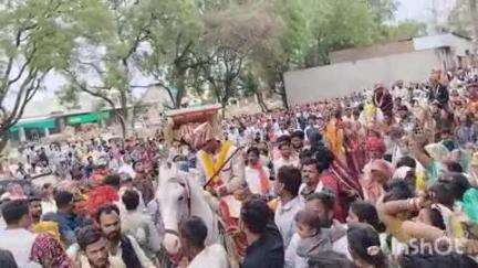 कपासन: कपासन में बामनिया बंजारा समाज का सामूहिक विवाह सम्मेलन हुआ संपन्न, 21 जोड़े परिणय सूत्र में बंधे