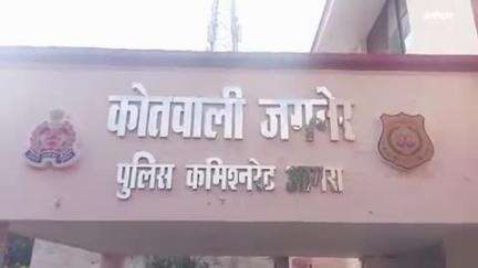 खेरागढ़: भवनपुरा बांध के समीप लोडर की टक्कर से बाइक सवार मां-बेटे की हुई मौत