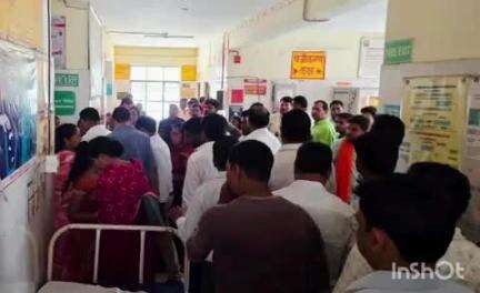 मेहदावल: नगर पंचायत अध्यक्ष रिंकू मणि ने निभाया वादा, हैसर बाजार CHC में अत्याधुनिक एक्सरे मशीन का किया उद्घाटन