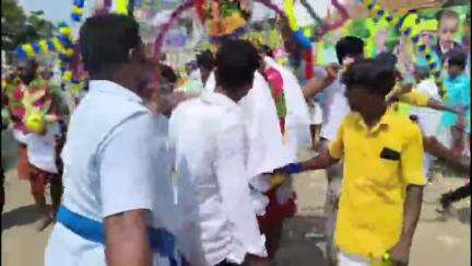 திருவாடனை: பிடாரி அம்மன் கோவிலில் நடைபெற்ற பூக்குழி உற்சவ விழா