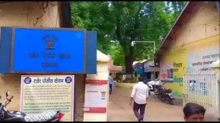 रावेर: शहरात बिंबे पेट्रोल पंपासमोर एसटी बसच्या धडकेत दुचाकीस्वार ठार, रावेर पोलिसांत एसटी चालकाविरुद्ध गुन्हा दाखल