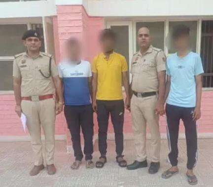 बहादुरगढ़: एंटी व्हीकल थेफ्ट झज्जर और थाना शहर की संयुक्त टीम ने मोटरसाइकिल चोरी के मामले में तीन आरोपियों को किया गिरफ्तार