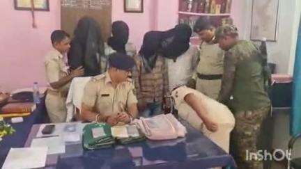 शिवहर: सीतामढ़ी, शिवहर और मोतिहारी रोड पर यात्रियों के सामान चोरी करने वाले 4 चोर गिरफ्तार, चोरी का सामान बरामद