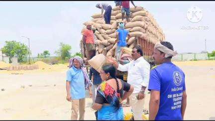 మధిర: తడిచిన ప్రతి గింజను కొనుగోలు చేయాలి మధిర మార్కెట్ కమిటీ చైర్మన్ నరసింహారావు