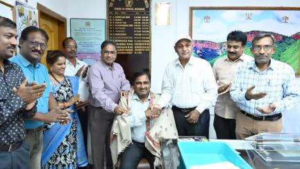భూపాలపల్లి: జిఎం (HMRD) గా  పదోన్నతి పొందిన రఘుపతిని సన్మానించిన సింగరేణి జిఎం, ఏరియా అధికారులు