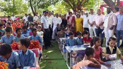 बरघाट: ग्राम गोंड़ेगांव में जिला कलेक्टर ने प्राथमिक शाला का निरीक्षण किया, व्यवस्थाओं का लिया जायजा