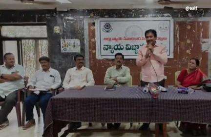కర్నూలు: ఈ-శ్రామ్ కార్డుతో అనేక లాభాలు : జిల్లా న్యాయ సేవాధికారి సంస్థ కార్యదర్శి బిలీల వెంకట శేషాద్రి