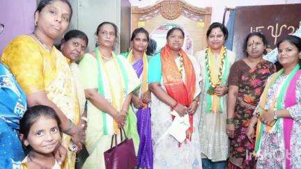 ఖైరతాబాద్: పేద ప్రజలకు సన్న బియ్యం ఎంతగానో ఉపయోగం : మంత్రి సీతక్క
