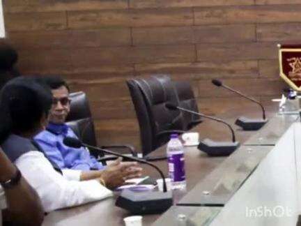 चंद्रपूर: जिल्हा स्कूल बस सुरक्षितता समितीची बैठक चंद्रपूर येथे