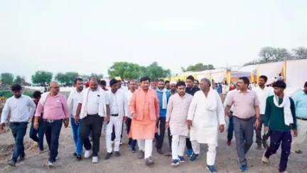 कोटर: चोरमारी ग्राम पंचायत में विकास कार्यों का लोकार्पण और शिलान्यास, सांसद गणेश सिंह ने किया