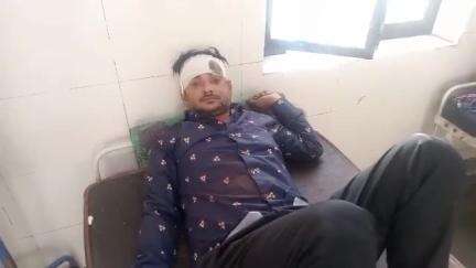 सिहावल: अवध होटल के पास अज्ञात वाहन की टक्कर से एक व्यक्ति हुआ घायल