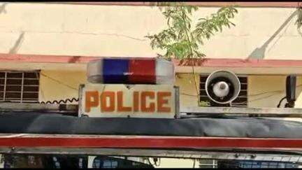 दूनी: अवैध खनन परिवहन पर घाड पुलिस ने कार्रवाई कर अवैध पत्थरों से भरी ट्रैक्टर ट्रॉली की जब्त, चालक फरार